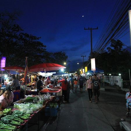 โรงแรมนางรอง Extérieur photo